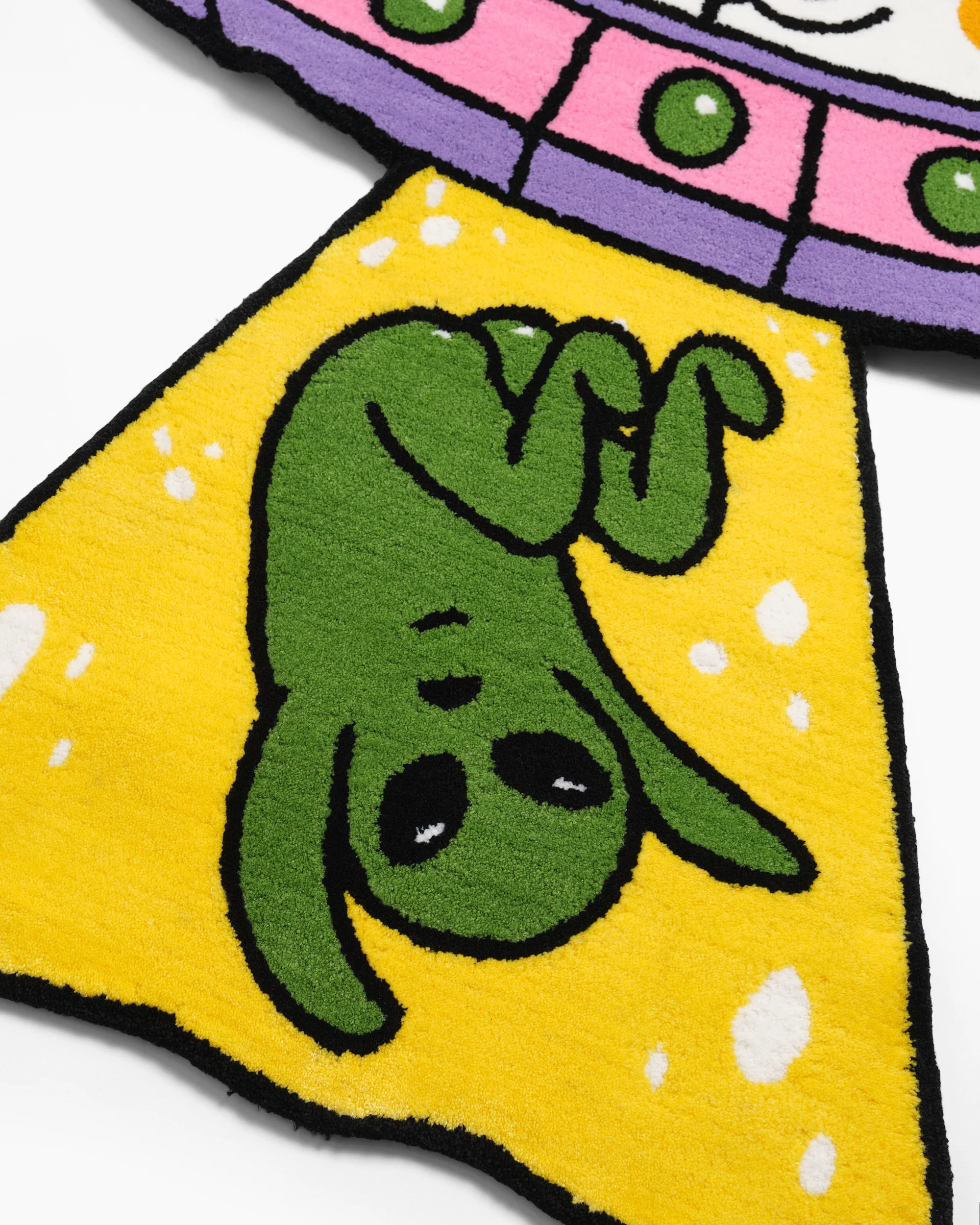 Alien Catnap Rug - Image 4