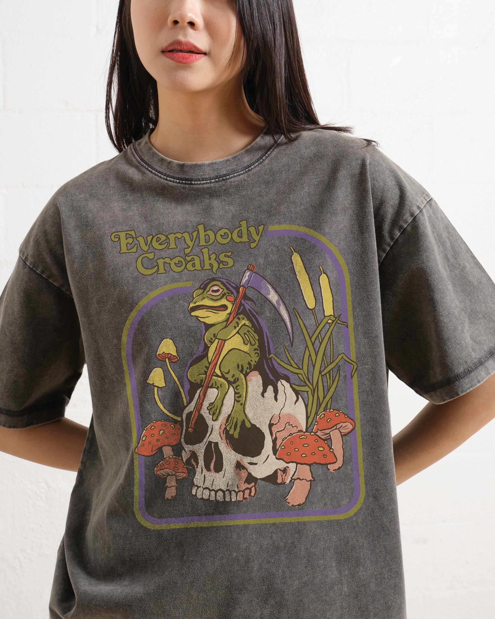 Everybody Croaks Oversized Tee - Image 3
