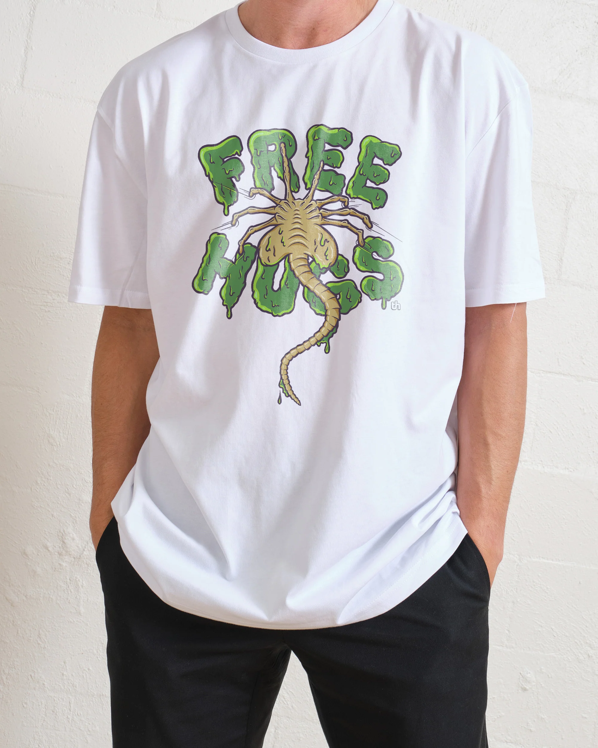 Free Hugs Xenomorph T-Shirt - Image 3