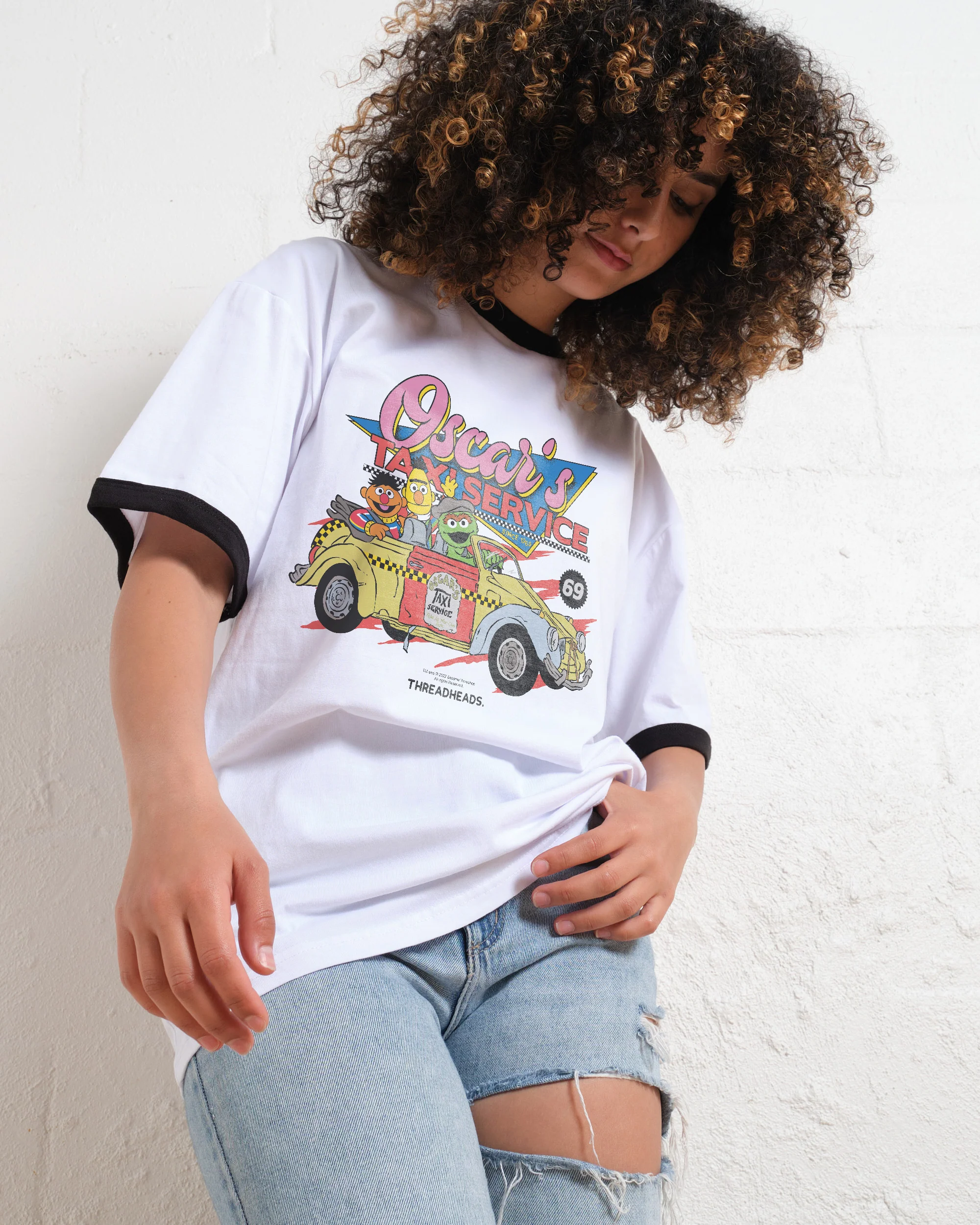 Oscar's Taxi Service T-Shirt - Image 5